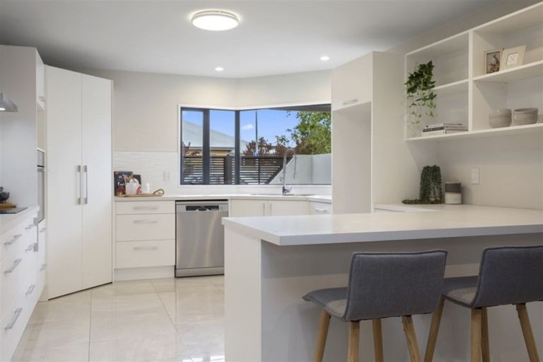 Photo of property in 27 Nyoli Street, Northcote, Christchurch, 8052