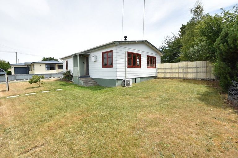 Photo of property in 38 Jollie Road, Twizel, 7901