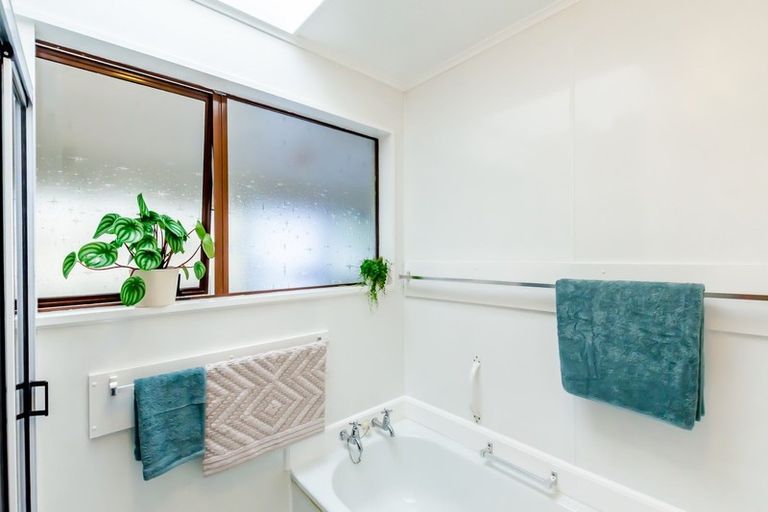 Photo of property in 441a Te Moana Road, Waikanae, 5036