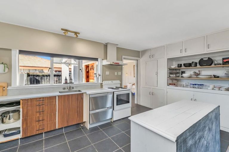 Photo of property in 35 Leeston And Lake Road, Leeston, 7632