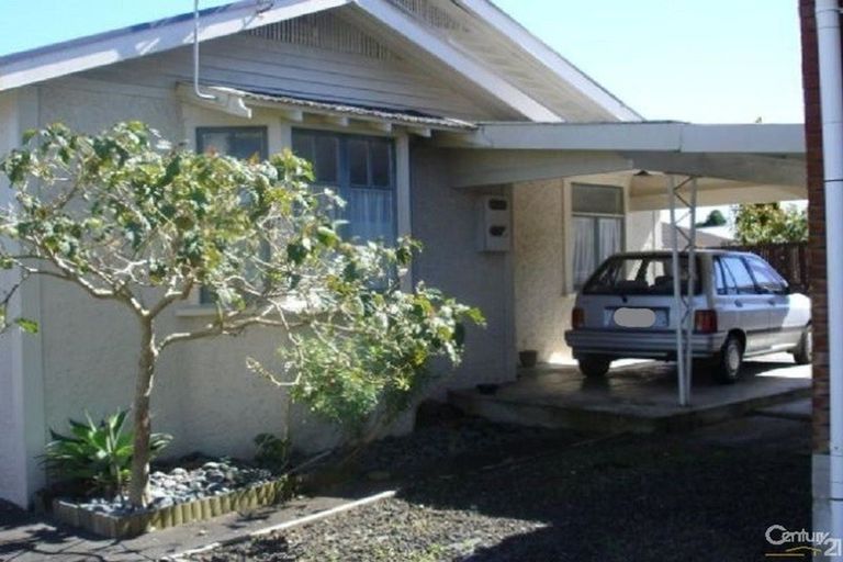Photo of property in 22 Grande Vue Road, Hillpark, Auckland, 2102