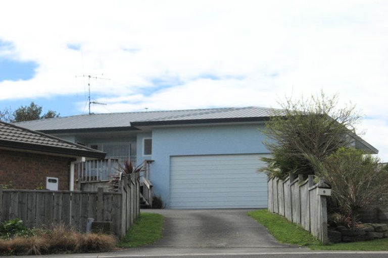 Photo of property in 9 Whitby Place, Welcome Bay, Tauranga, 3112