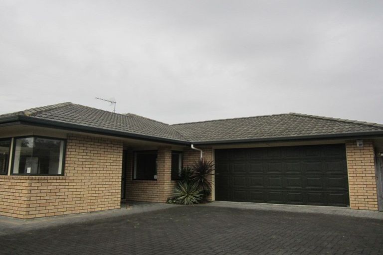 Photo of property in 128 Kilkenny Drive, East Tamaki Heights, Auckland, 2016