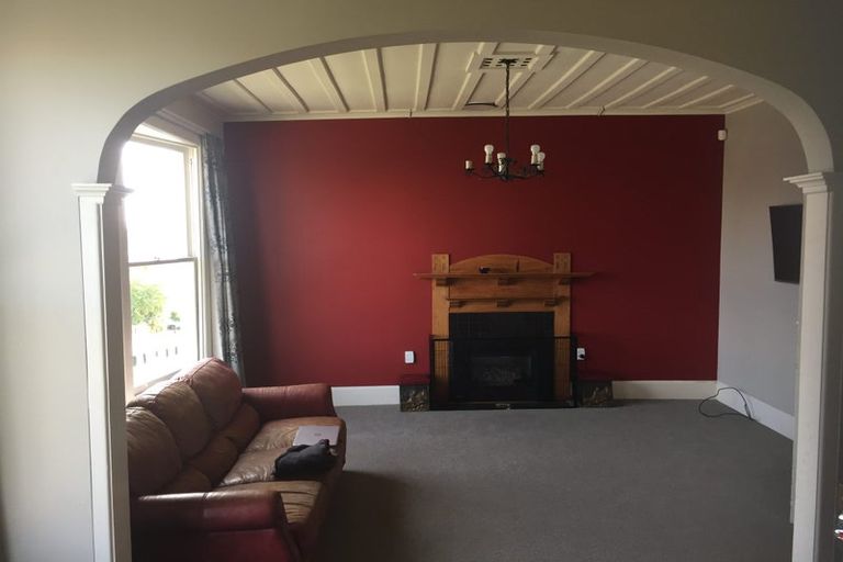 Photo of property in 102 Forest Lake Road, Forest Lake, Hamilton, 3200