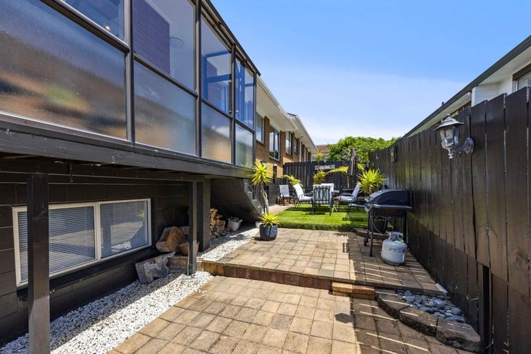 Photo of property in 2/54 Luton Avenue, Sunnyhills, Auckland, 2010