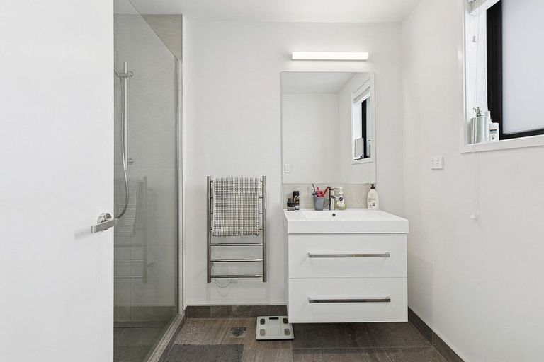 Photo of property in 21 Holystone Road, Whitby, Porirua, 5024