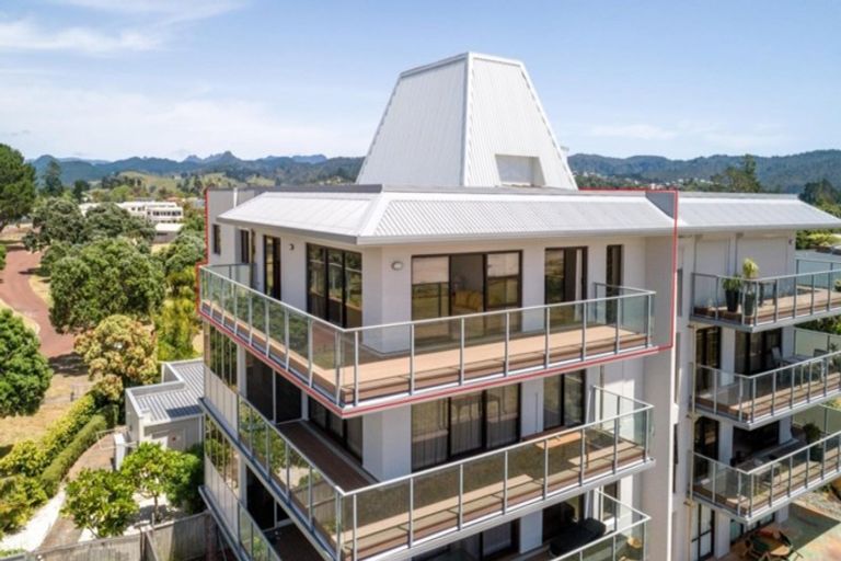 Photo of property in 8/35 Claxton Avenue, Pauanui, Hikuai, 3579