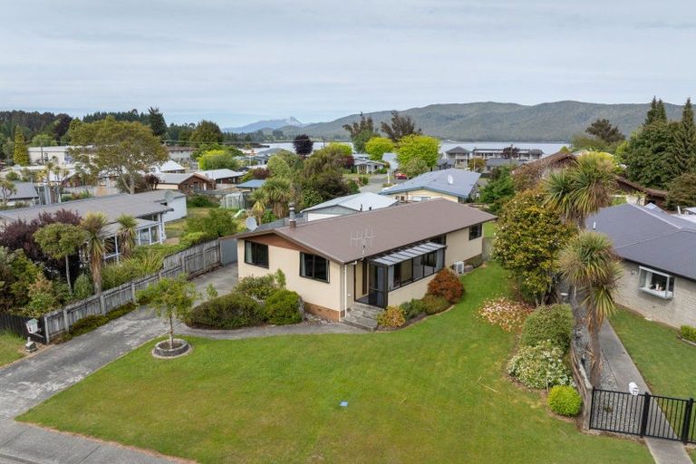 Photo of property in 35 Henry Street, Te Anau, 9600