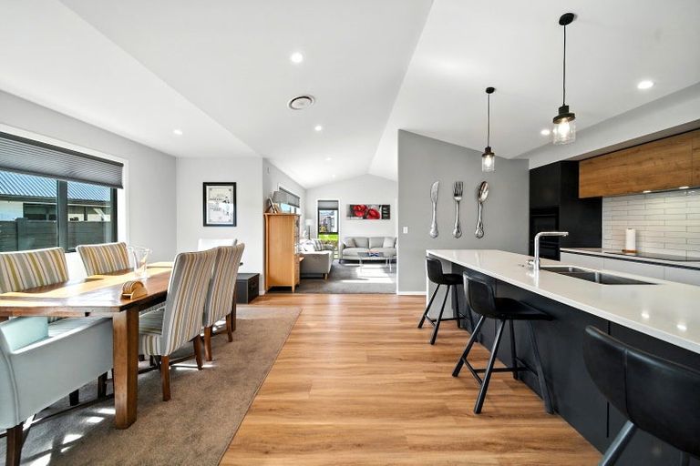 Photo of property in 2 Carnachan Street, Cambridge, 3434