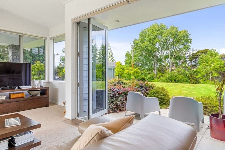 Photo of property in 123 Three Oaks Drive, Dairy Flat, Albany, 0794