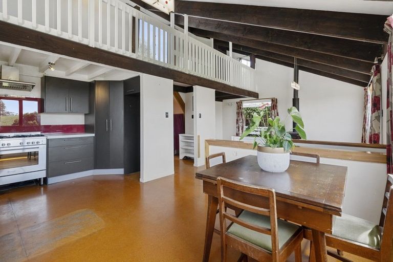 Photo of property in 327 Tukapa Street, Hurdon, New Plymouth, 4310