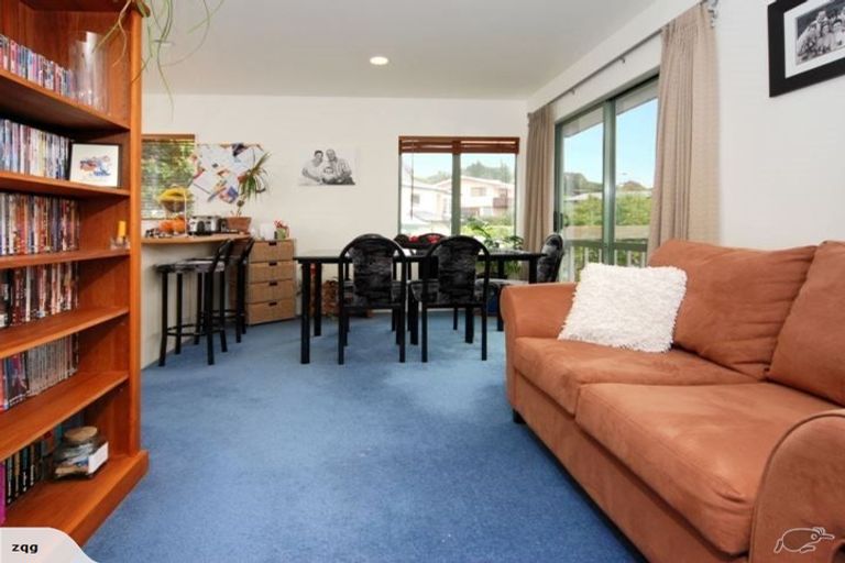 Photo of property in 221/19 Downing Street, Glenfield, Auckland, 0629
