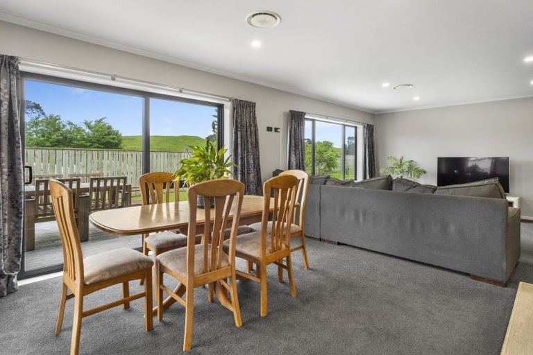 Photo of property in 17 Te Wiremu Lane, Otaki, 5512
