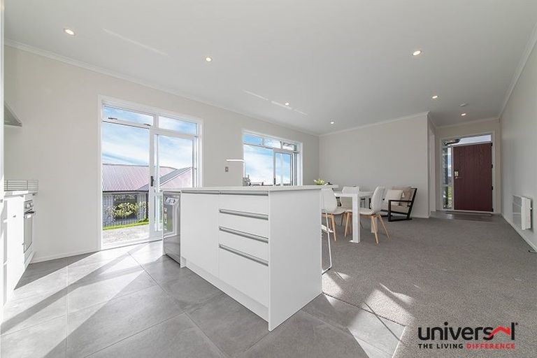 Photo of property in 41 Twin Parks Rise, Papakura, 2110