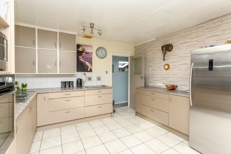 Photo of property in 62 Snell Road, Tikorangi, Waitara, 4383