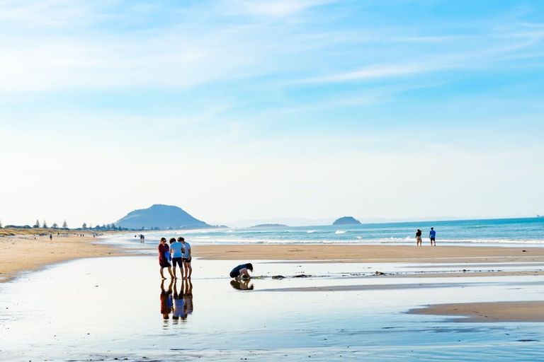 Photo of property in 74 Golden Sands Drive, Papamoa Beach, Papamoa, 3118