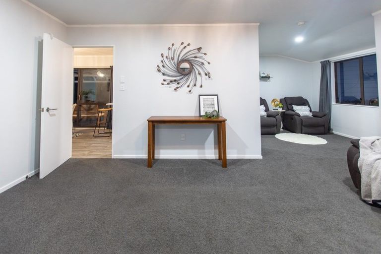 Photo of property in 6 Essendon Court, Glenview, Hamilton, 3206