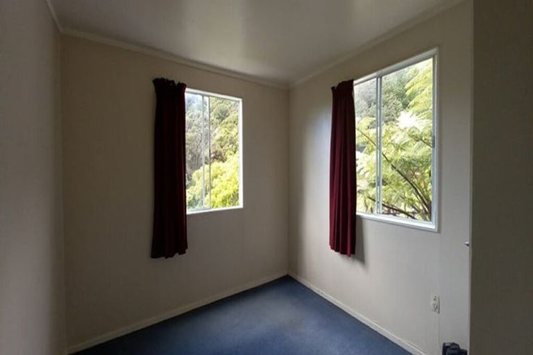 Photo of property in 14 Haven Grove, Naenae, Lower Hutt, 5011