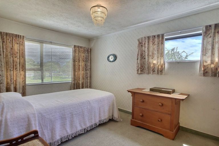 Photo of property in 1/12 Lannie Place, Greenmeadows, Napier, 4112