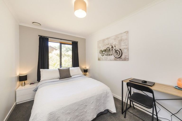 Photo of property in 294 Polson Hill Drive, Aokautere, Palmerston North, 4471