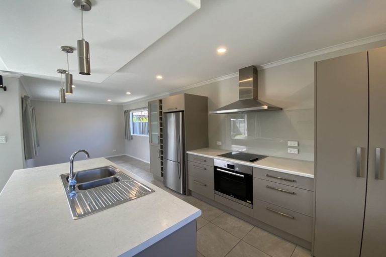 Photo of property in 144a Auckland Road, Greenmeadows, Napier, 4112