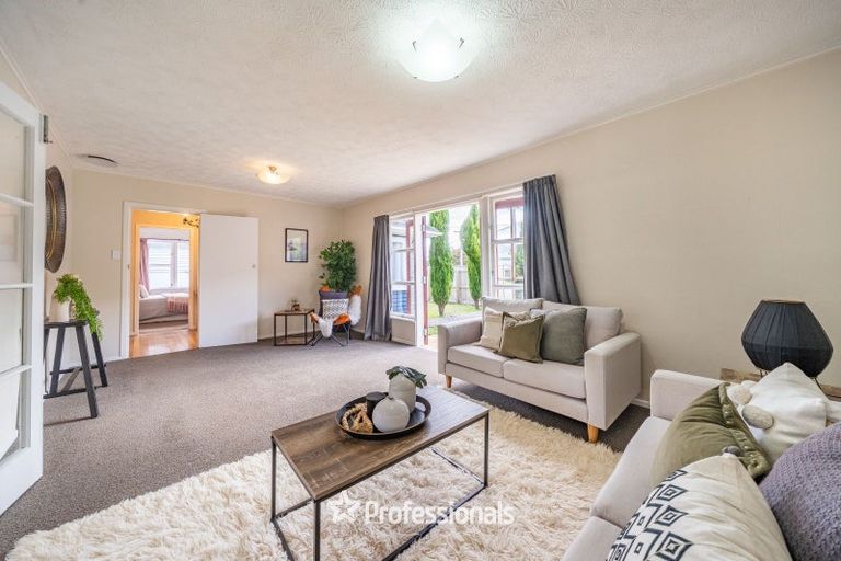 Photo of property in 98 Wood Street, Wainuiomata, Lower Hutt, 5014