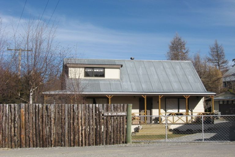 Photo of property in 35 Leven Street, Naseby, 9396