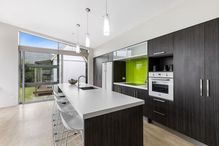 Photo of property in 8a Wairere Road, Torbay, Auckland, 0630