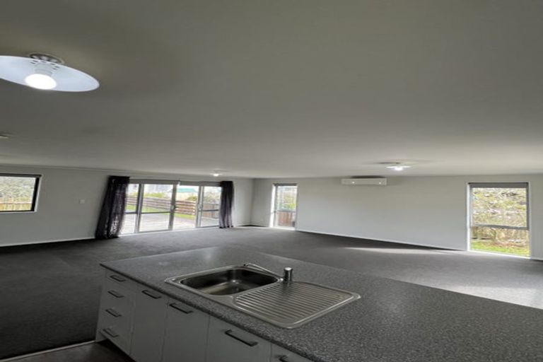 Photo of property in 7b Newland Grove, Henderson, Auckland, 0610