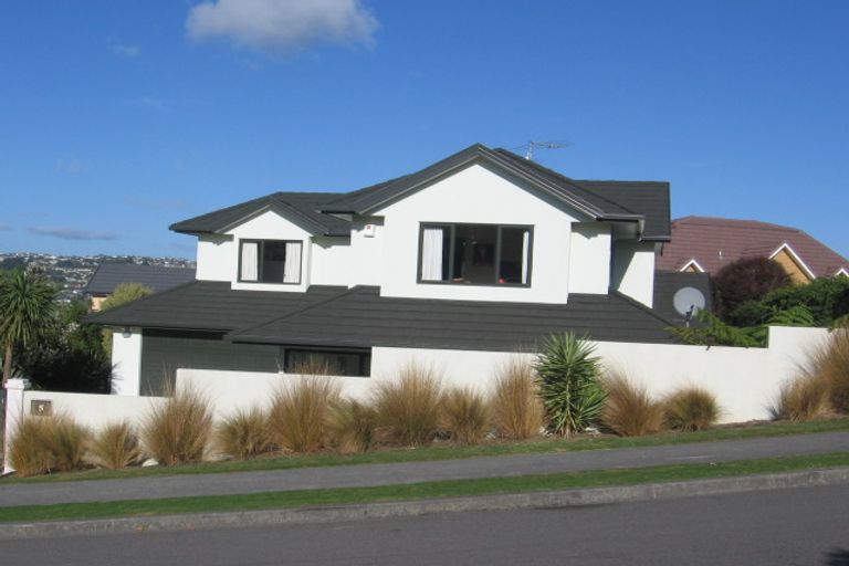 Photo of property in 5 Derry Hill, Churton Park, Wellington, 6037