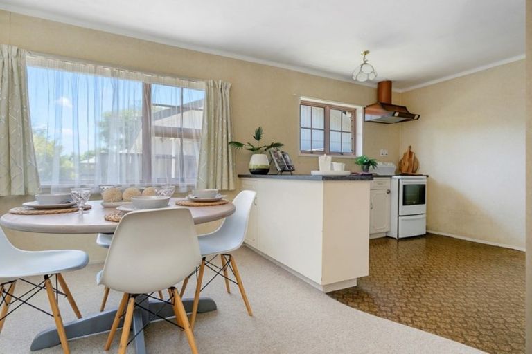 Photo of property in 51 Wordsworth Street, Leamington, Cambridge, 3432