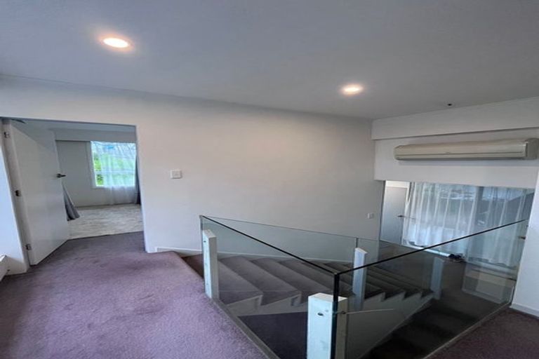 Photo of property in 2/40 Verbena Road, Birkdale, Auckland, 0626