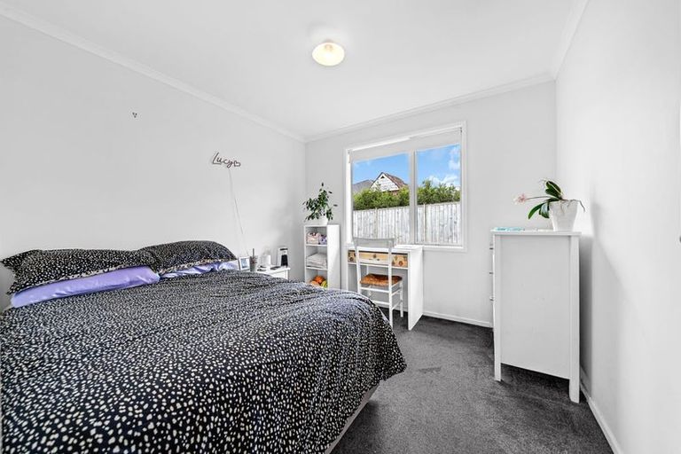 Photo of property in 21 Parkgrove Crescent, Pokeno, 2402