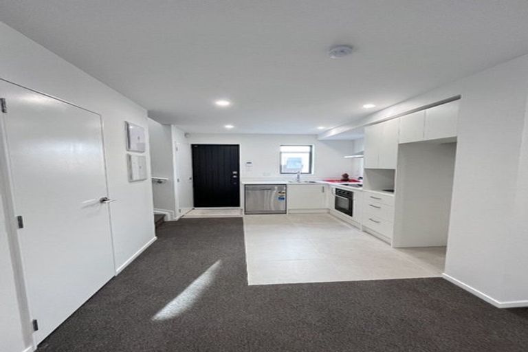 Photo of property in 9 Raupeti Lane, Henderson, Auckland, 0612