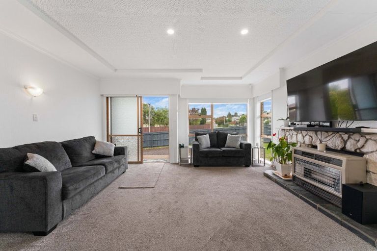 Photo of property in 2/55 Hawai Street, Two Mile Bay, Taupo, 3330