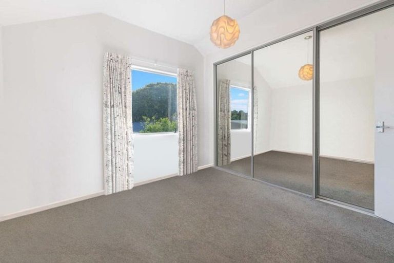 Photo of property in 42 Kirikiri Lane, East Tamaki, Auckland, 2013