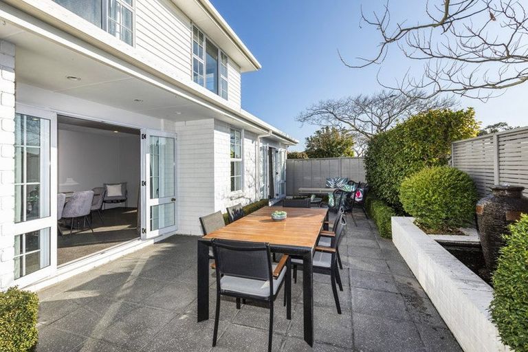 Photo of property in 87 Peverel Street, Riccarton, Christchurch, 8041