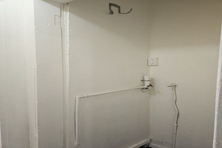 Photo of property in 2/27 Tirangi Road, Rongotai, Wellington, 6022