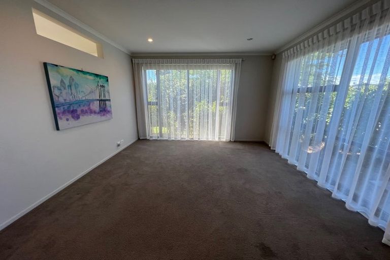 Photo of property in 16 Riviera Drive, Flat Bush, Auckland, 2019