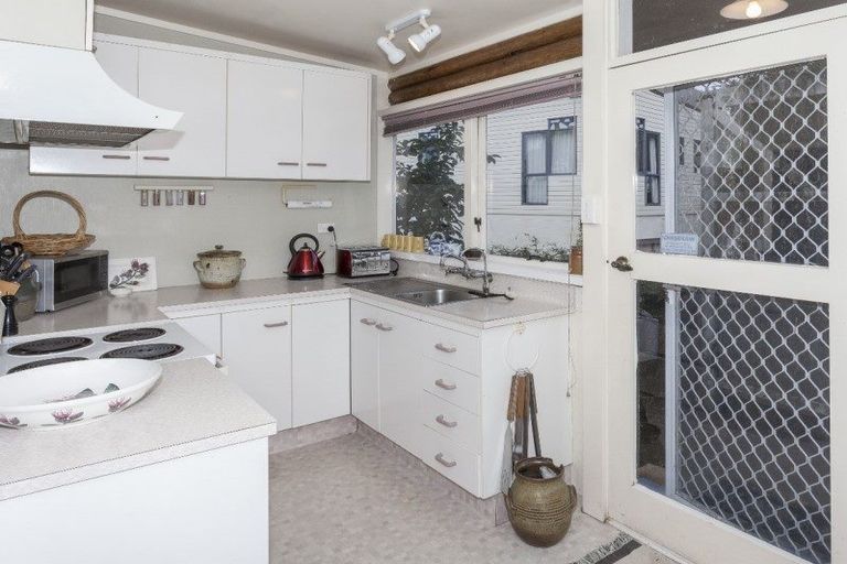 Photo of property in 8 Fishermans Bend, Whiritoa, Whangamata, 3691