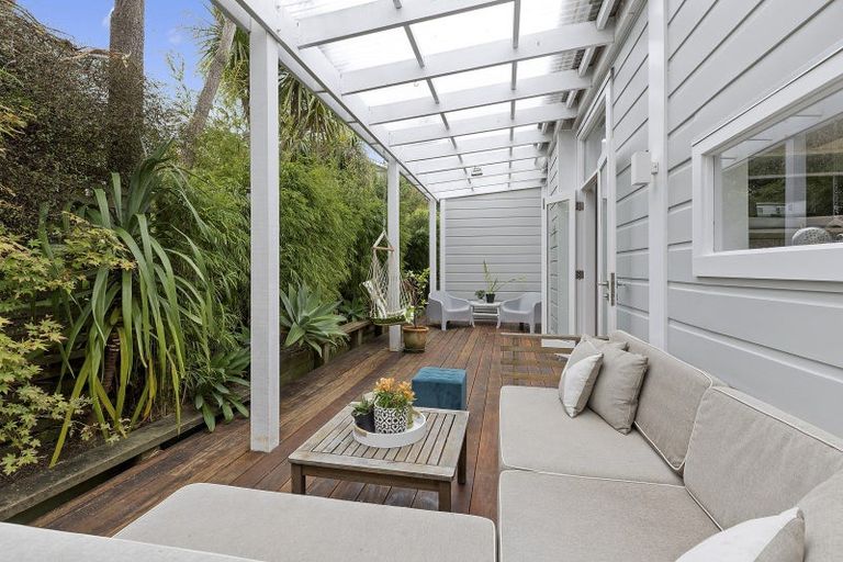 Photo of property in 86 Waipapa Road, Hataitai, Wellington, 6021