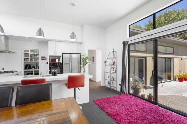 Photo of property in 2a Edna Street, Ocean View, Dunedin, 9035