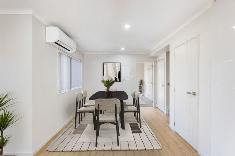 Photo of property in 89d Cascades Road, Pakuranga Heights, Auckland, 2010