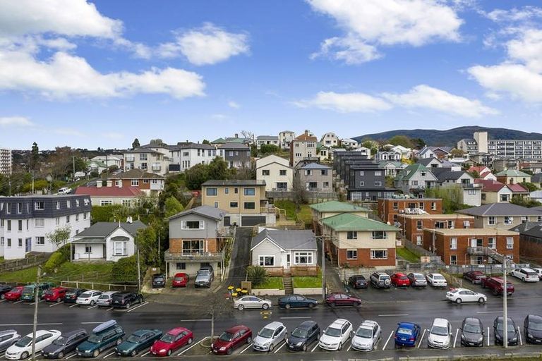 Photo of property in 96 Harbour Terrace, North Dunedin, Dunedin, 9016