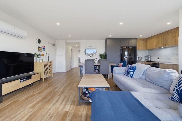 Photo of property in 104/5 Dishys Road, Flat Bush, Auckland, 2019