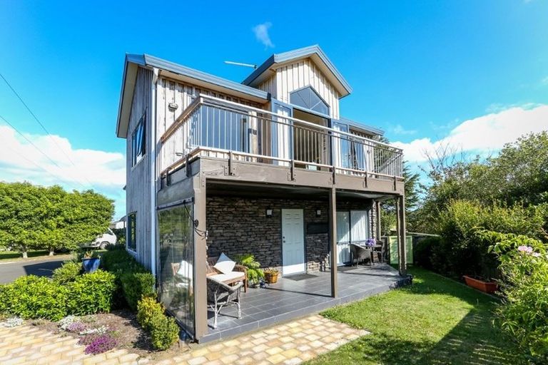 Photo of property in 134b Heta Road, Highlands Park, New Plymouth, 4312