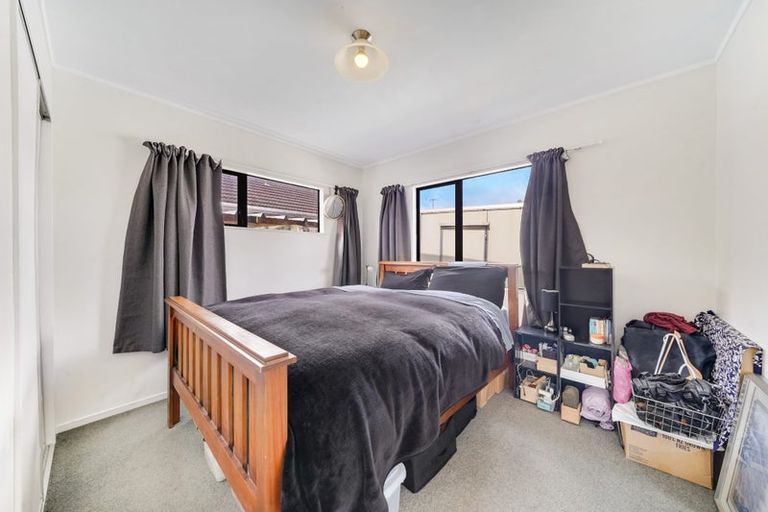 Photo of property in 471 Massey Road, Mangere East, Auckland, 2024