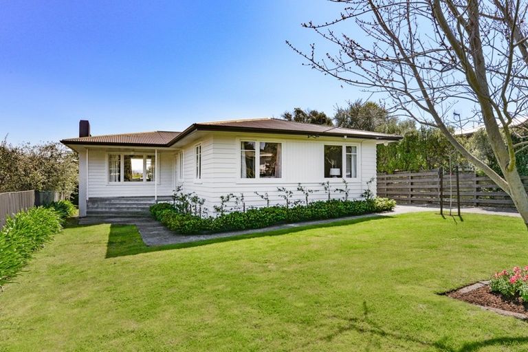 Photo of property in 46 Given Street, Havelock North, 4130
