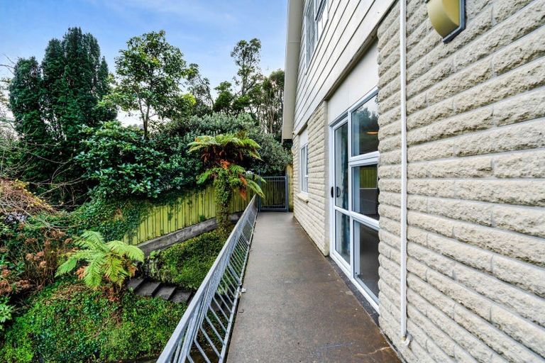 Photo of property in 10b Camden Street, Vogeltown, New Plymouth, 4310