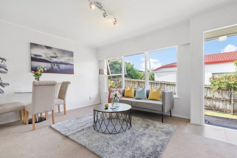 Photo of property in 2/8 Ngataringa Road, Devonport, Auckland, 0624